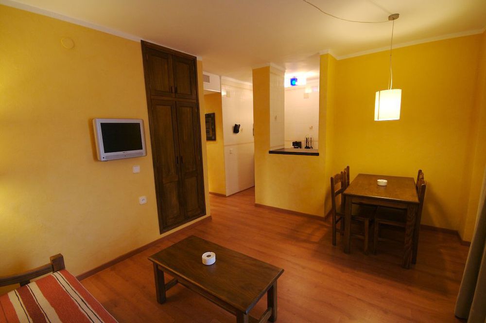Apartamentos Parot Quality Santa Eularia des Riu Luaran gambar